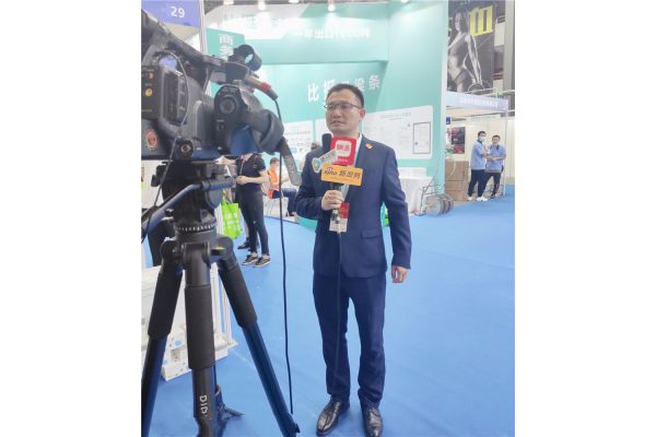 比挺创始人新闻采访
